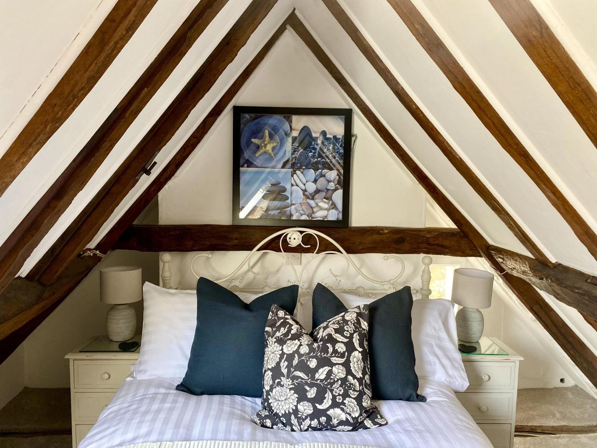 Guest house Chestnut Tree Cottage, 7 High Street *