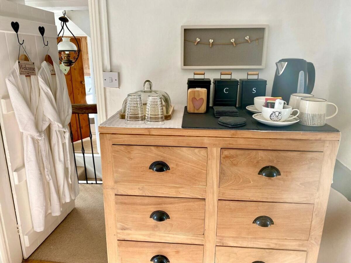 Chestnut Tree Cottage, 7 High Street Guest house Ardingly